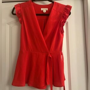 EUC • monteau red crossover front top• sz medium